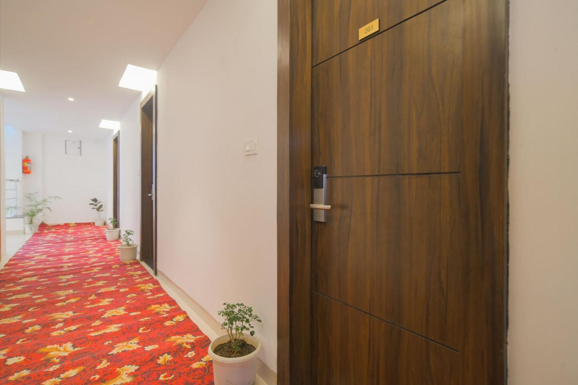 Hotel O Rudraksh 인도르 외부 사진